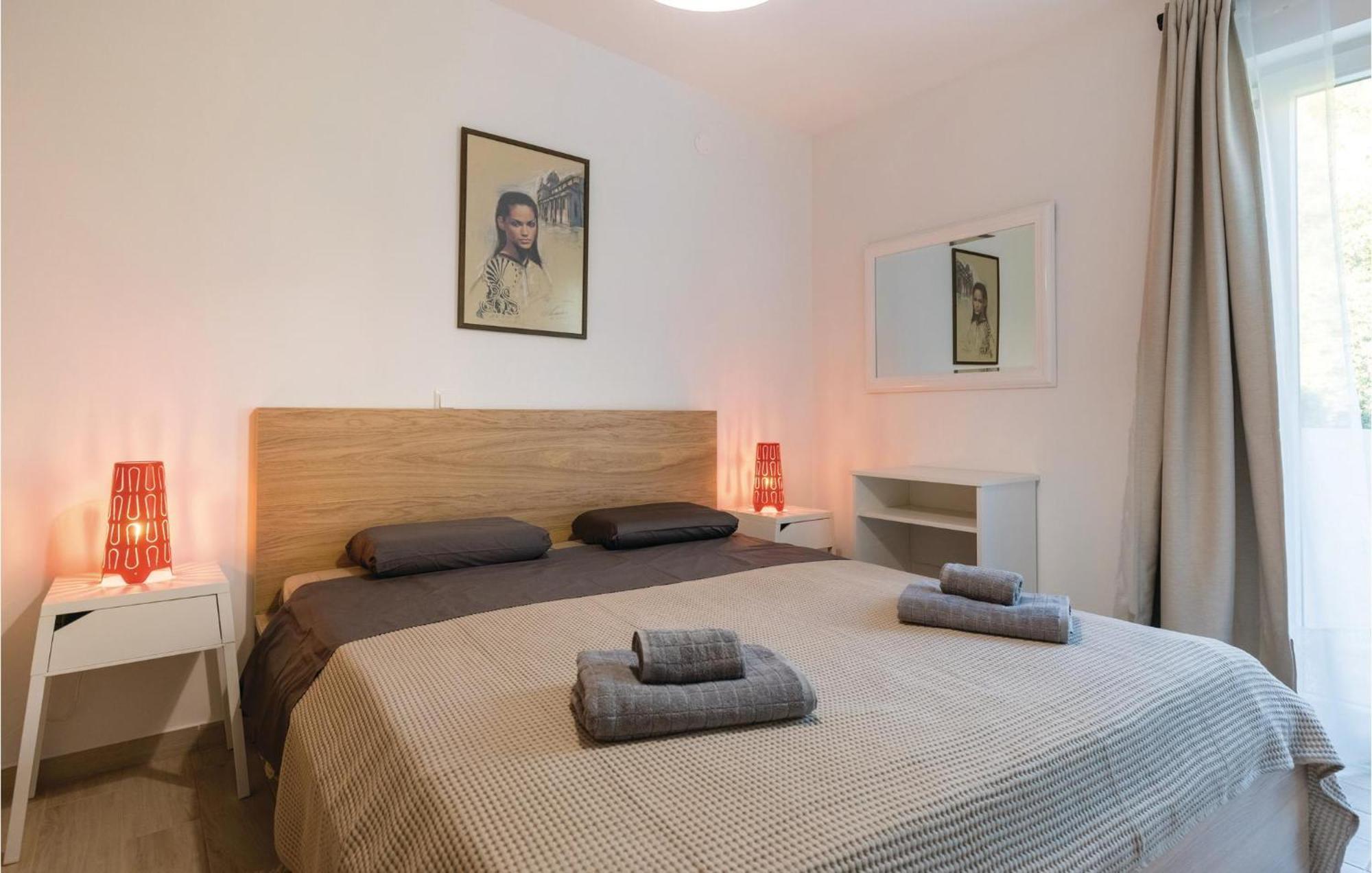 Awesome Apartment In Blace With House Sea View エクステリア 写真